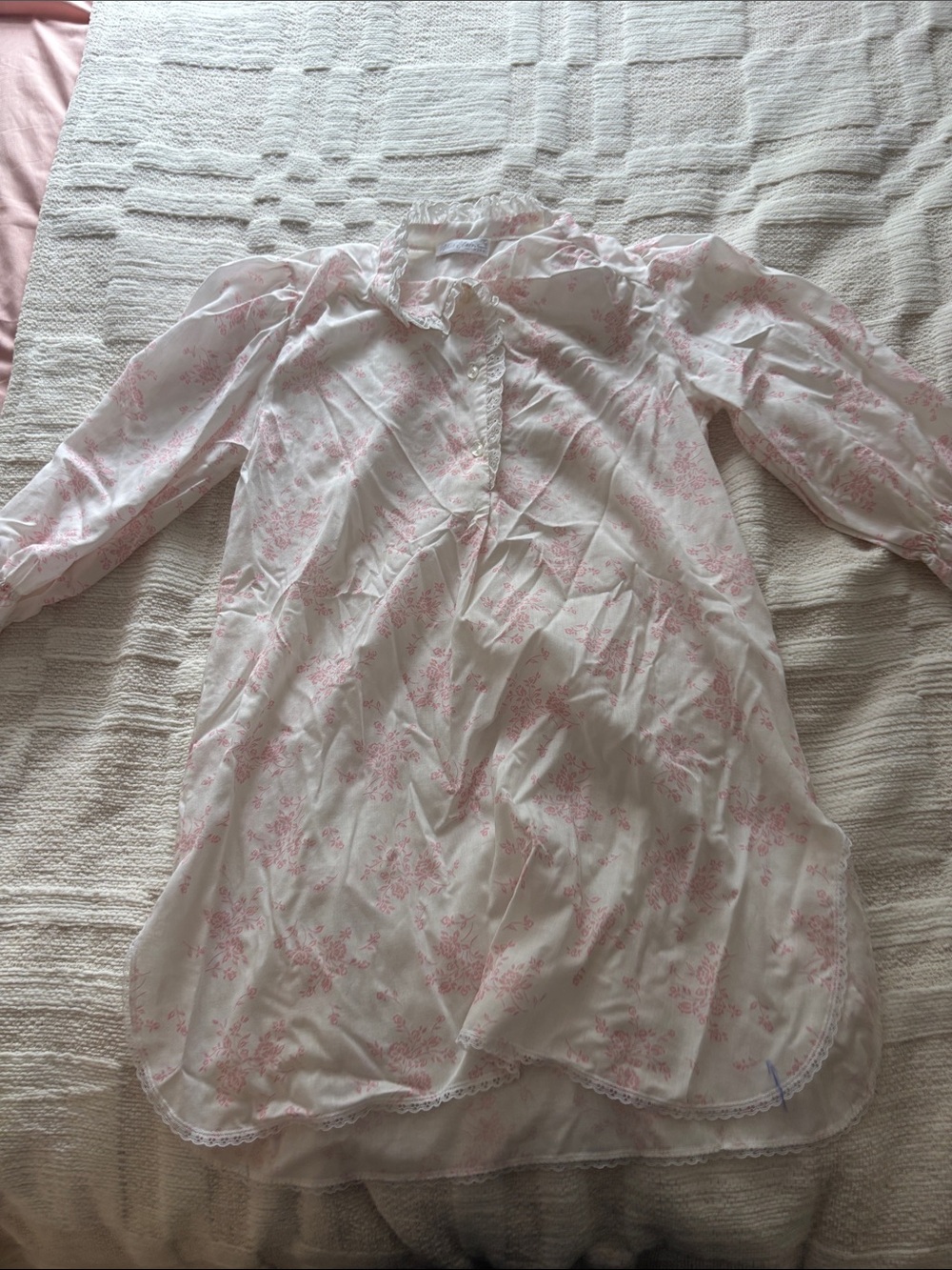 Miss Elaine Pink and White Floral Nightgown